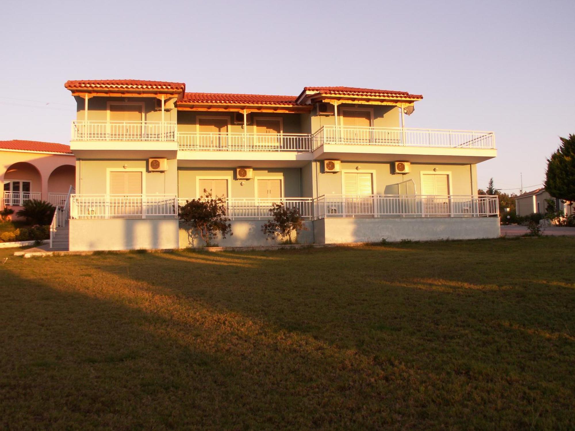 Kastro Beach Hotel Екстер'єр фото